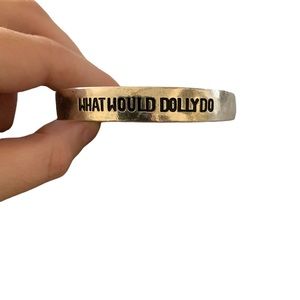 “ What would dolly do “ bracelet